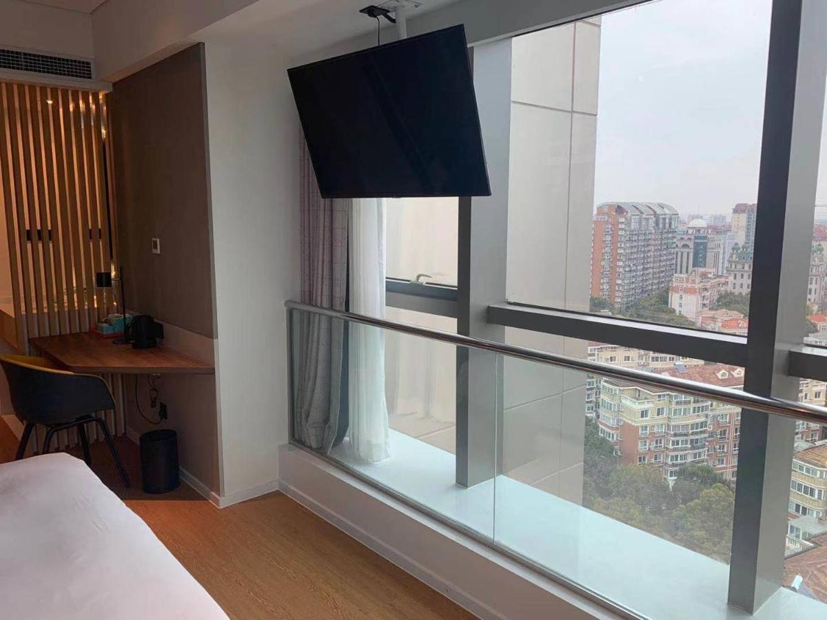Holiday Inn Express Shanghai Baoyang By Ihg Exterior photo